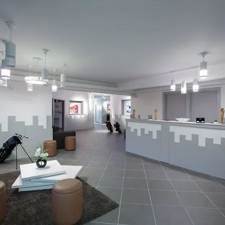 Apart-hotel Sancy 3*