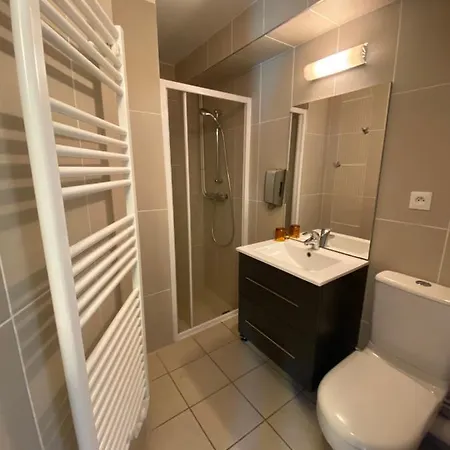 Sancy Hotel apartamentowy 3*